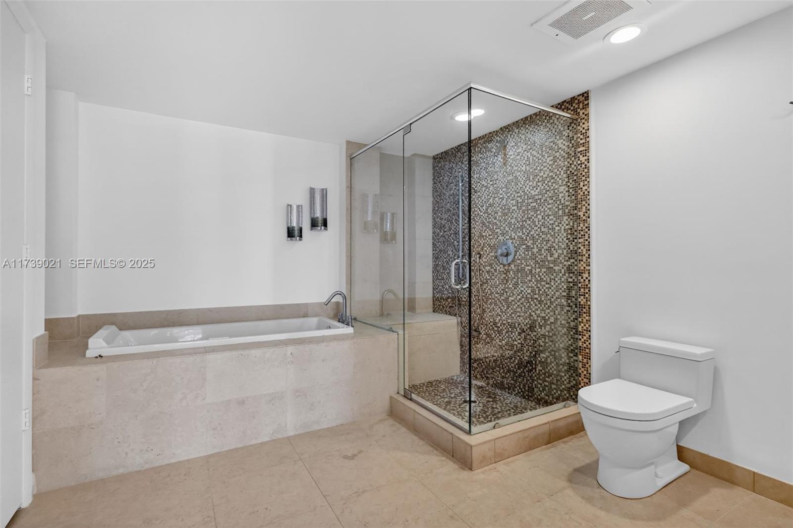 image Icon Brickell III (W Miami)21