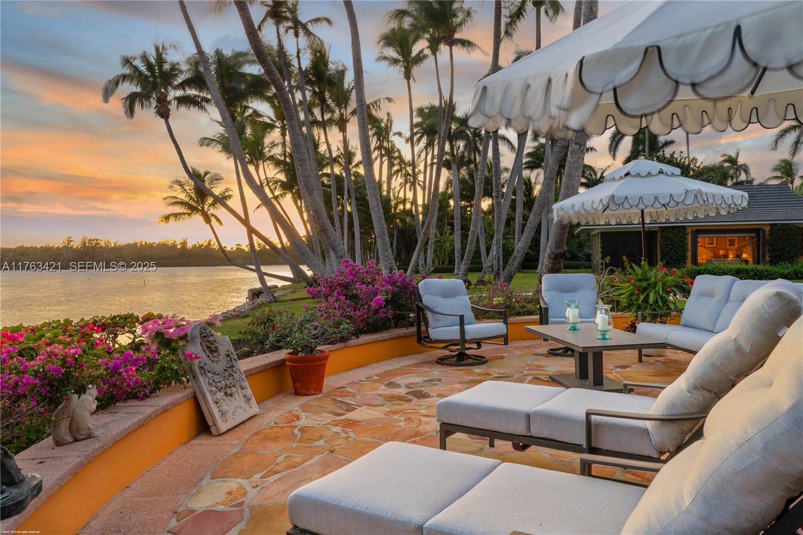 6 Riverview Rd Jupiter Island, FL 33455