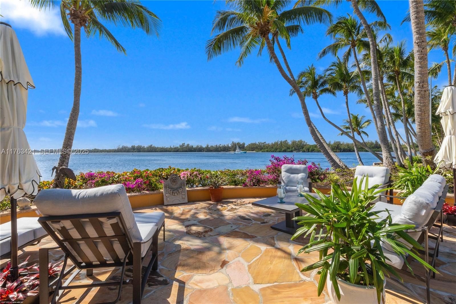 6 Riverview Rd Jupiter Island, FL 33455