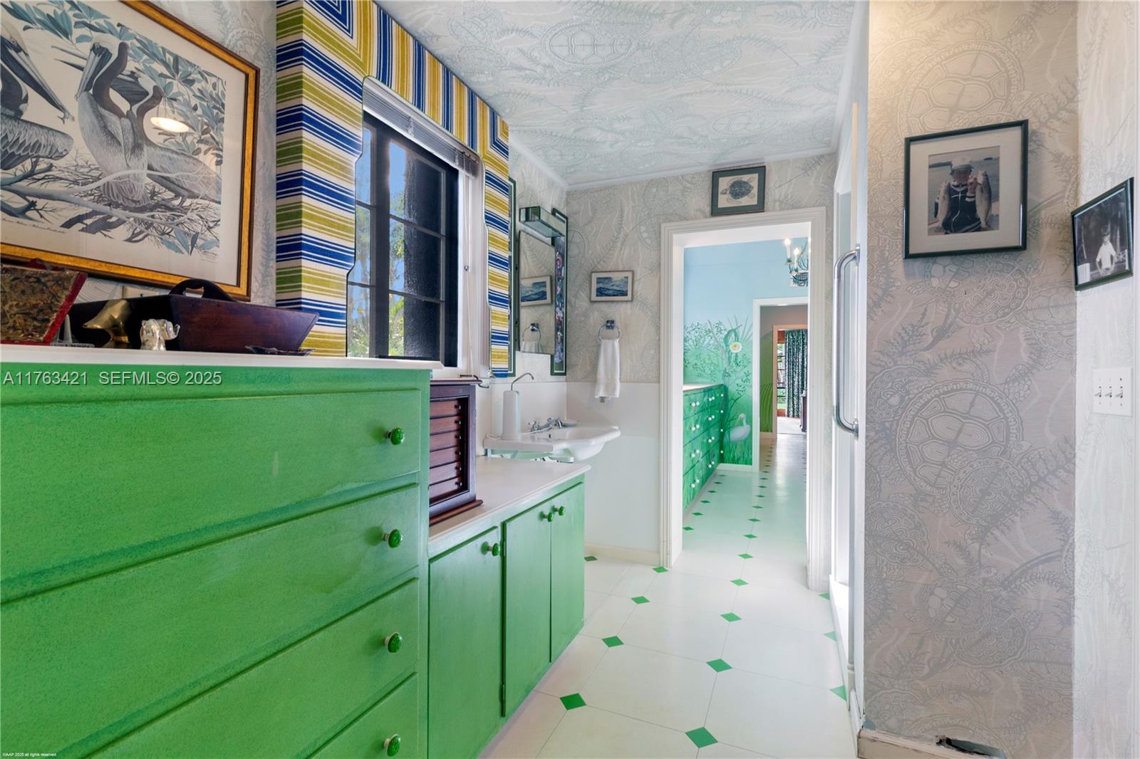 6 Riverview Rd Jupiter Island, FL 33455