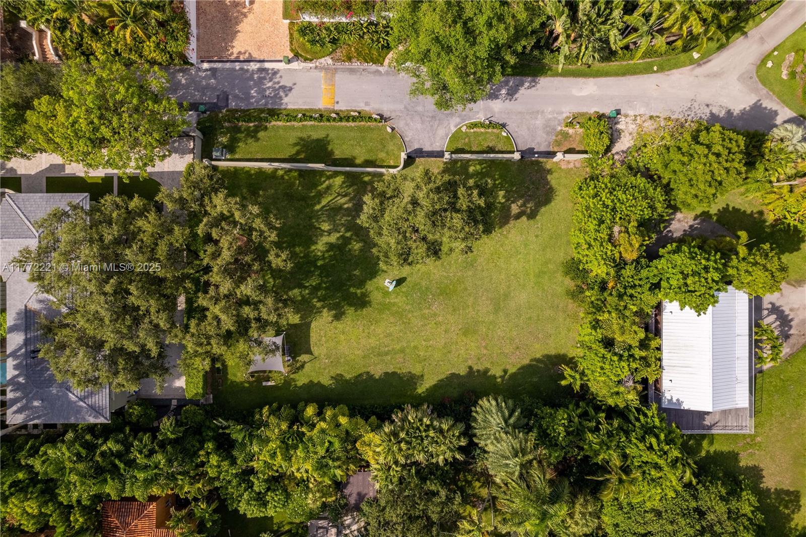 3460 S Moorings Way Miami, FL 33133 3460 S Moorings Way Miami, FL 33133