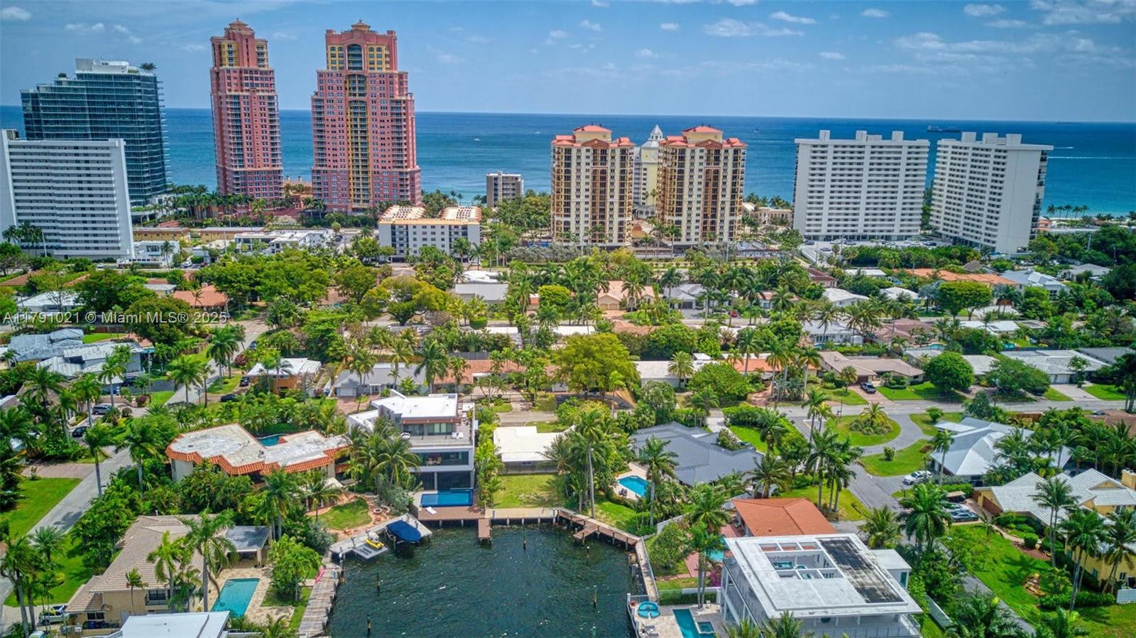 2019 NE 31st Ave Fort Lauderdale, FL 33305