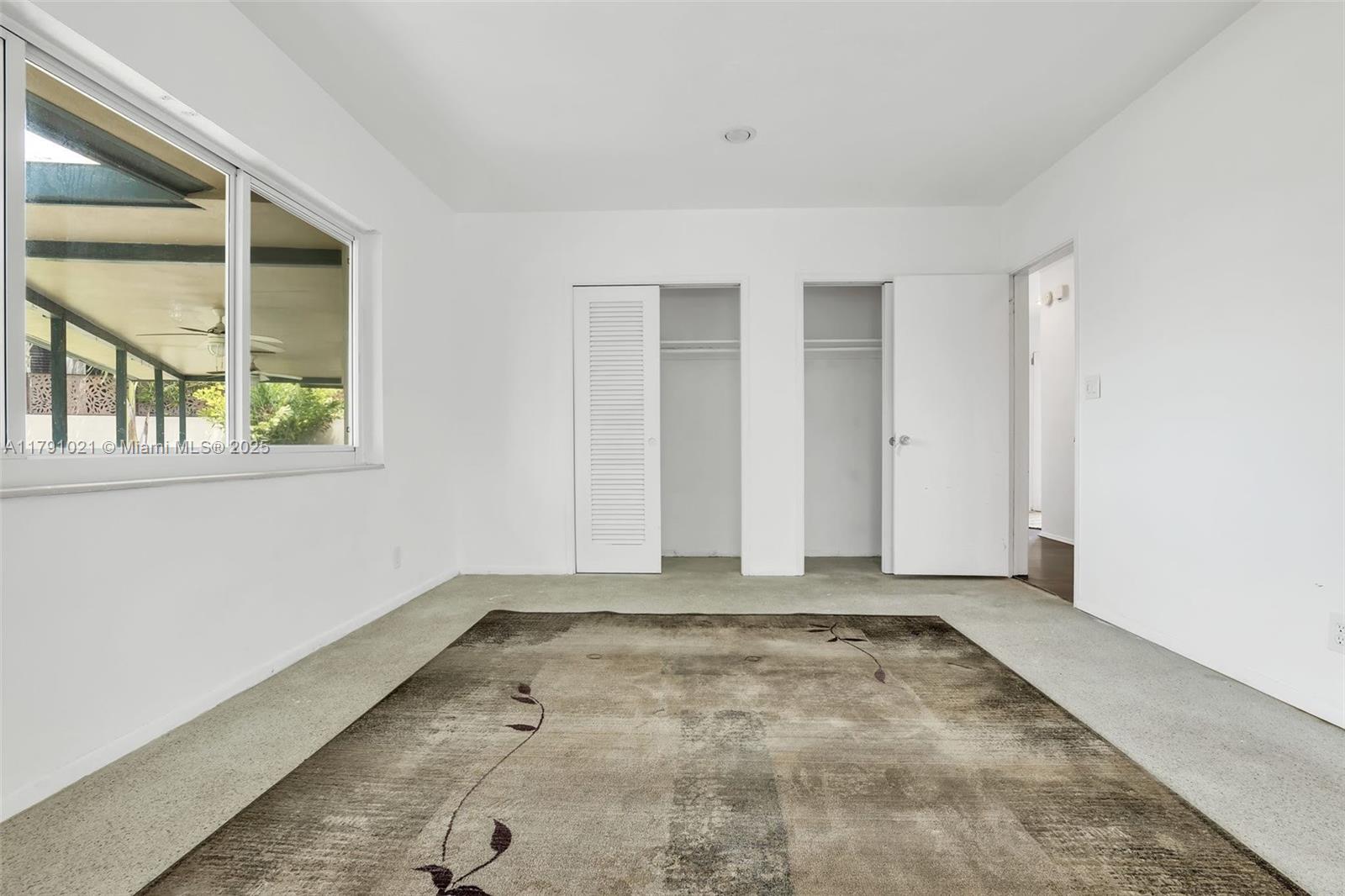 2019 NE 31st Ave Fort Lauderdale, FL 33305