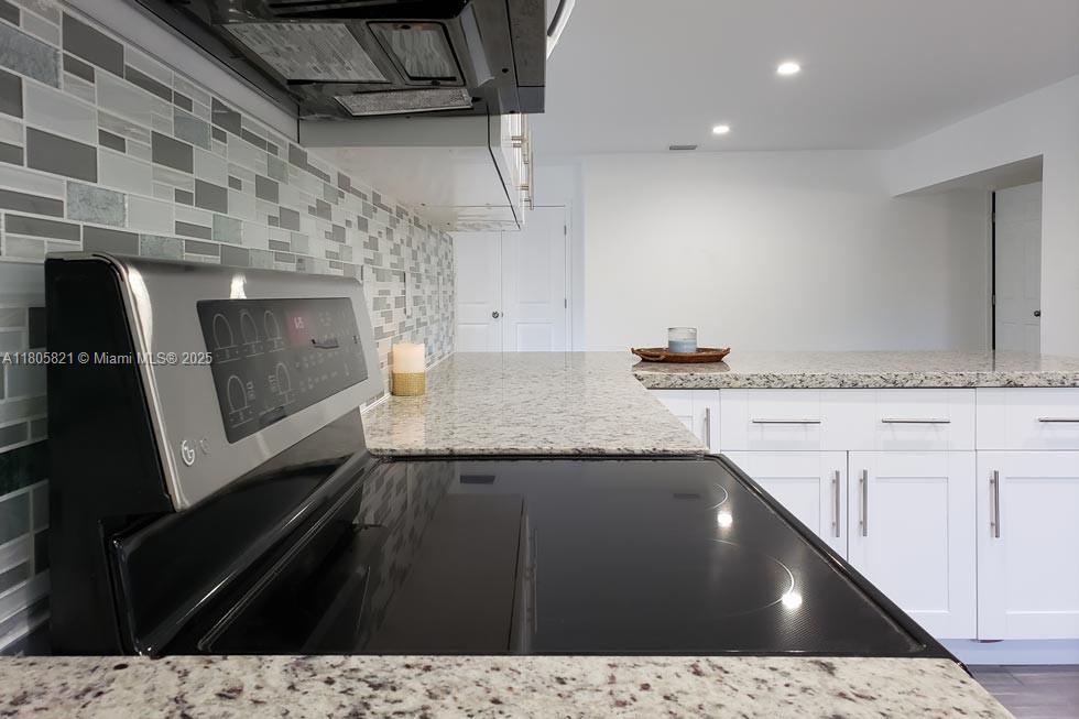 6634 SW 76th Ter South Miami, FL 33143