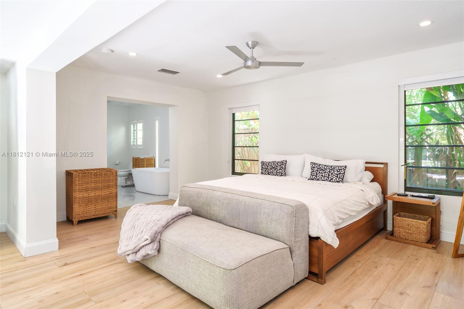 621 NE 55th St Miami, FL 33137