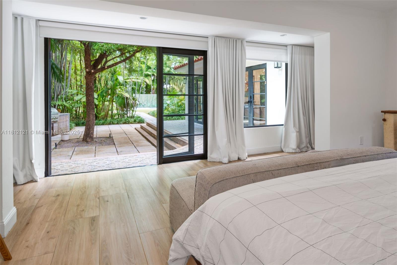 621 NE 55th St Miami, FL 33137