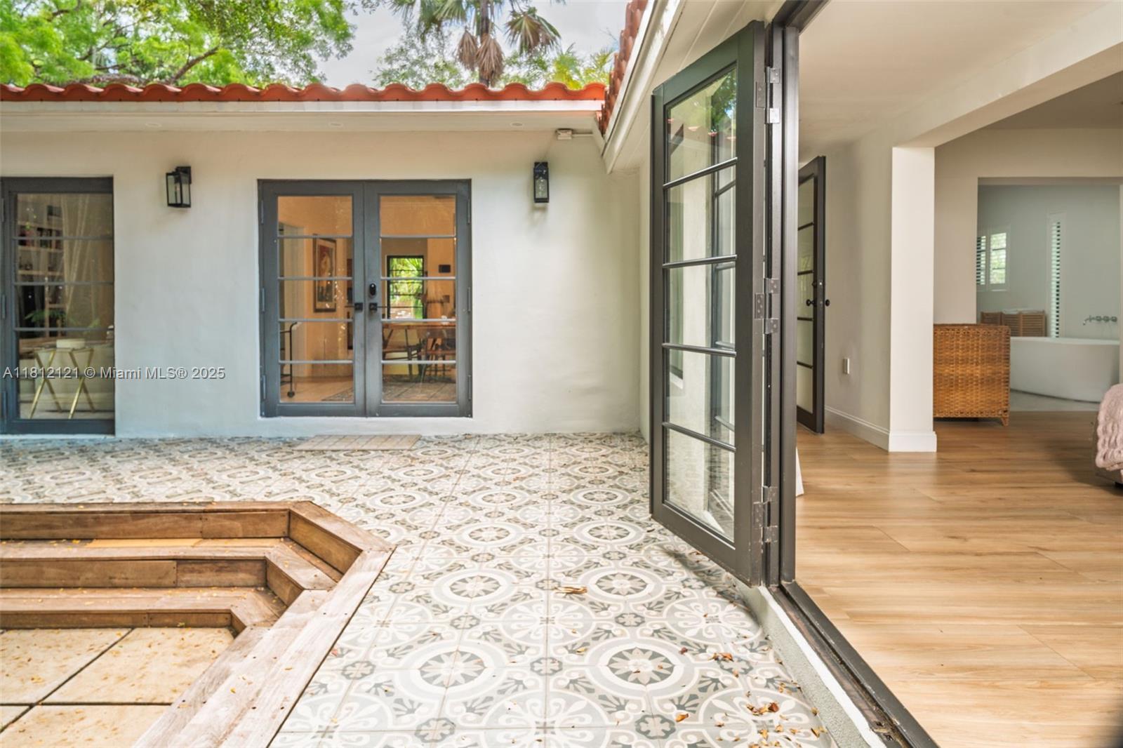 621 NE 55th St Miami, FL 33137