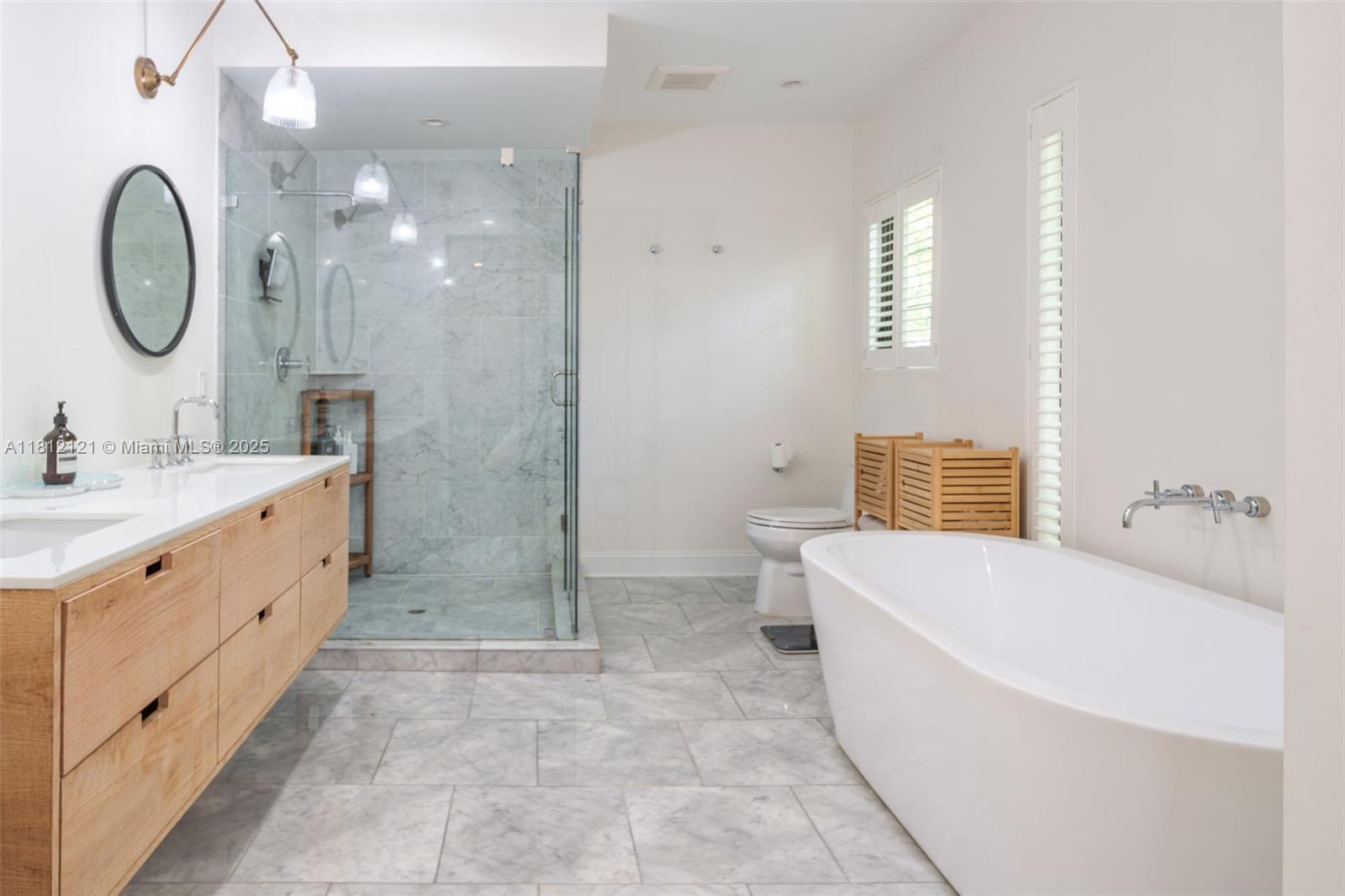 621 NE 55th St Miami, FL 33137