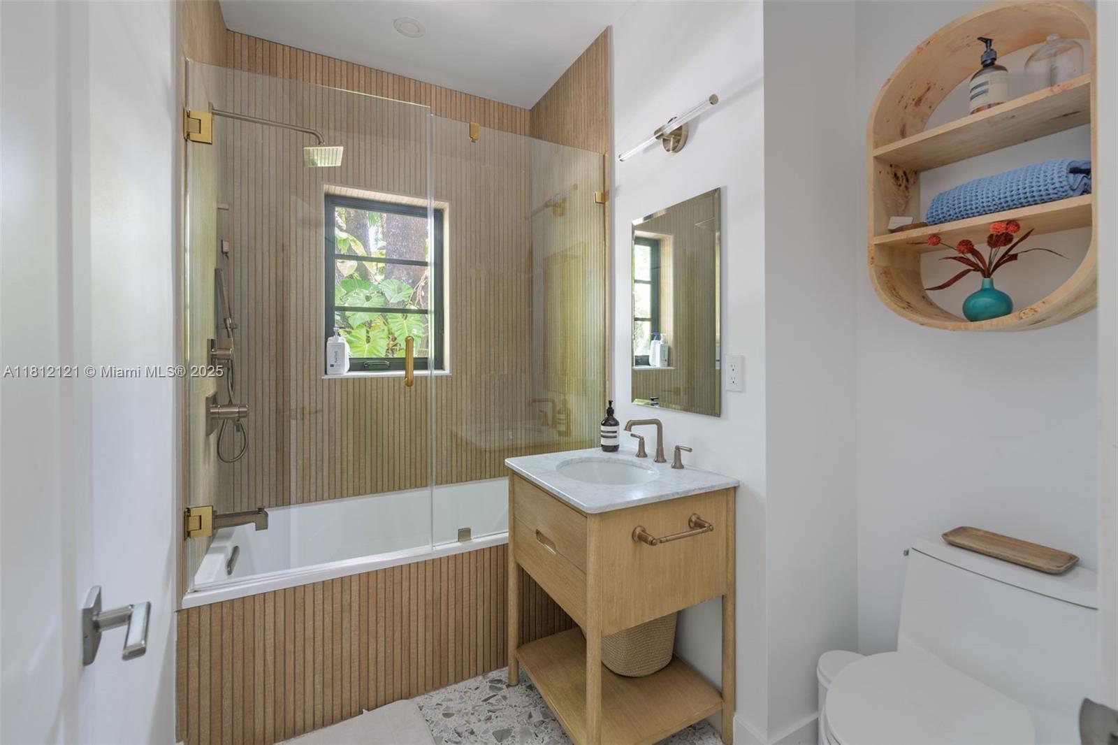 621 NE 55th St Miami, FL 33137