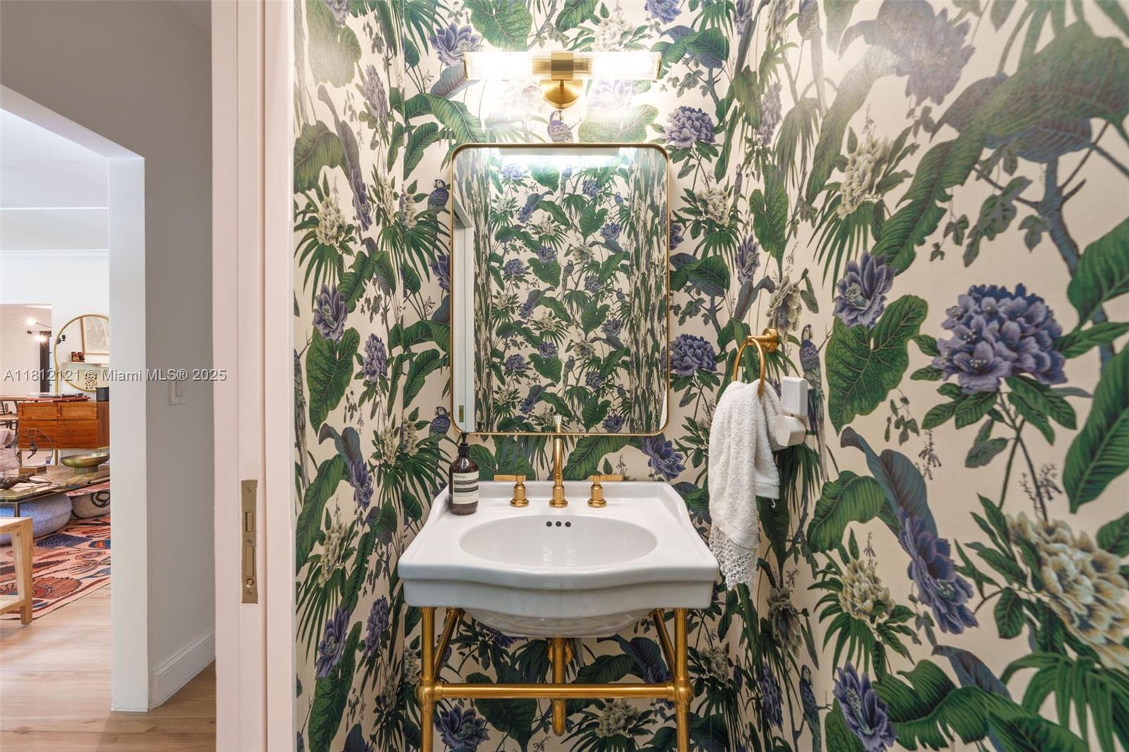 621 NE 55th St Miami, FL 33137