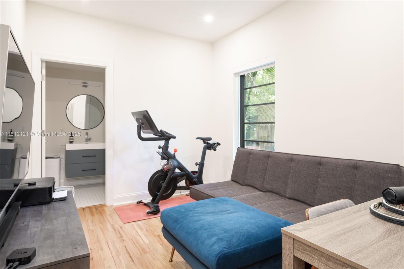 621 NE 55th St Miami, FL 33137