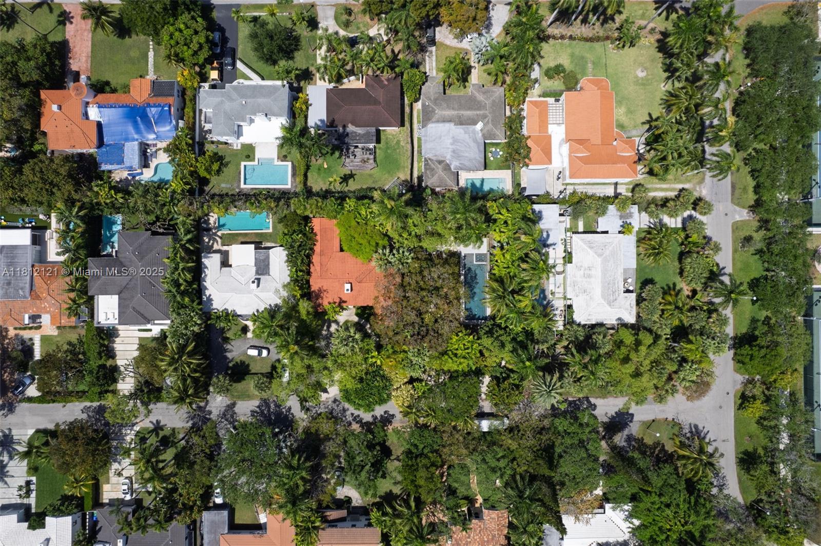 621 NE 55th St Miami, FL 33137