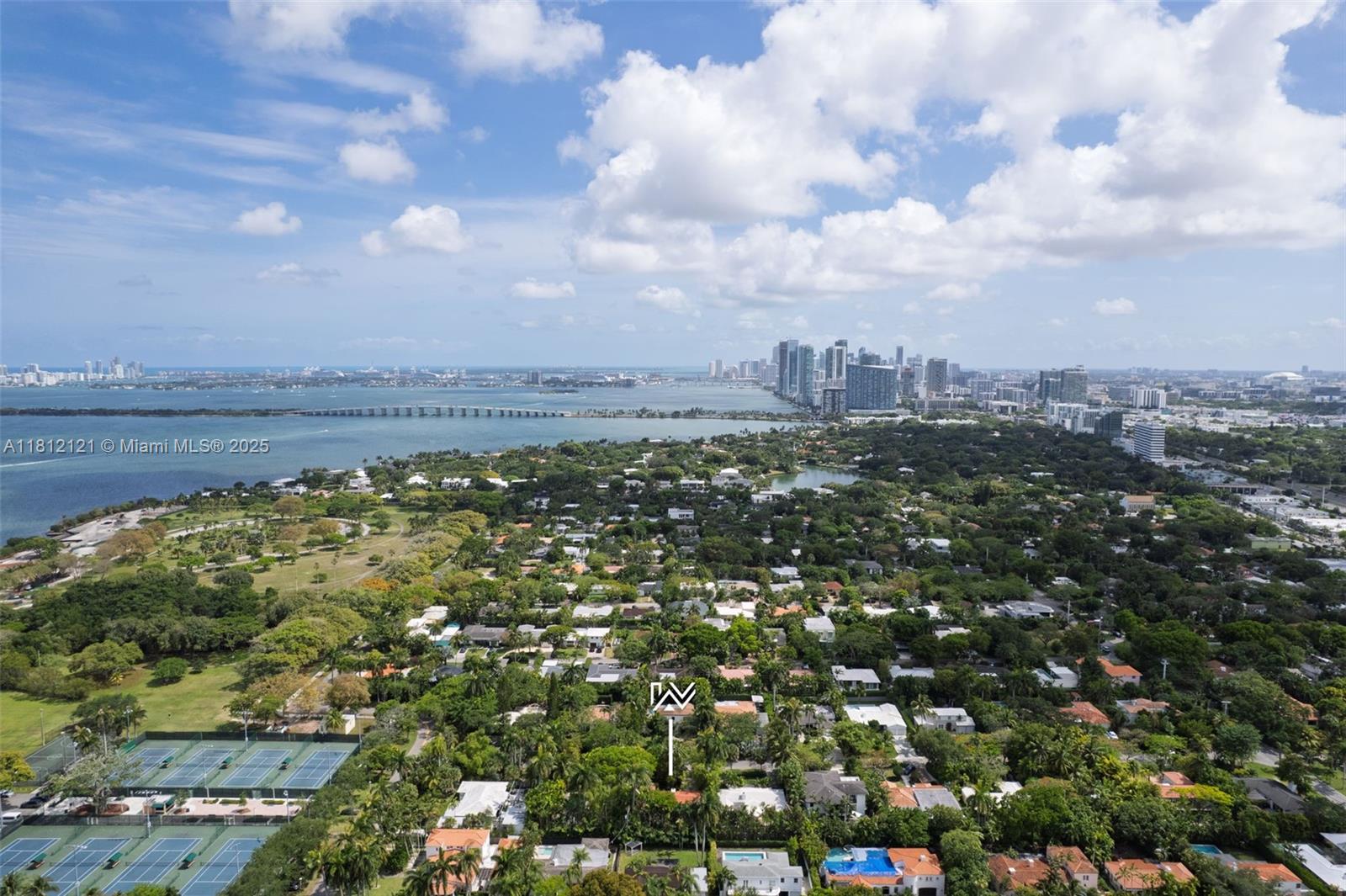 621 NE 55th St Miami, FL 33137