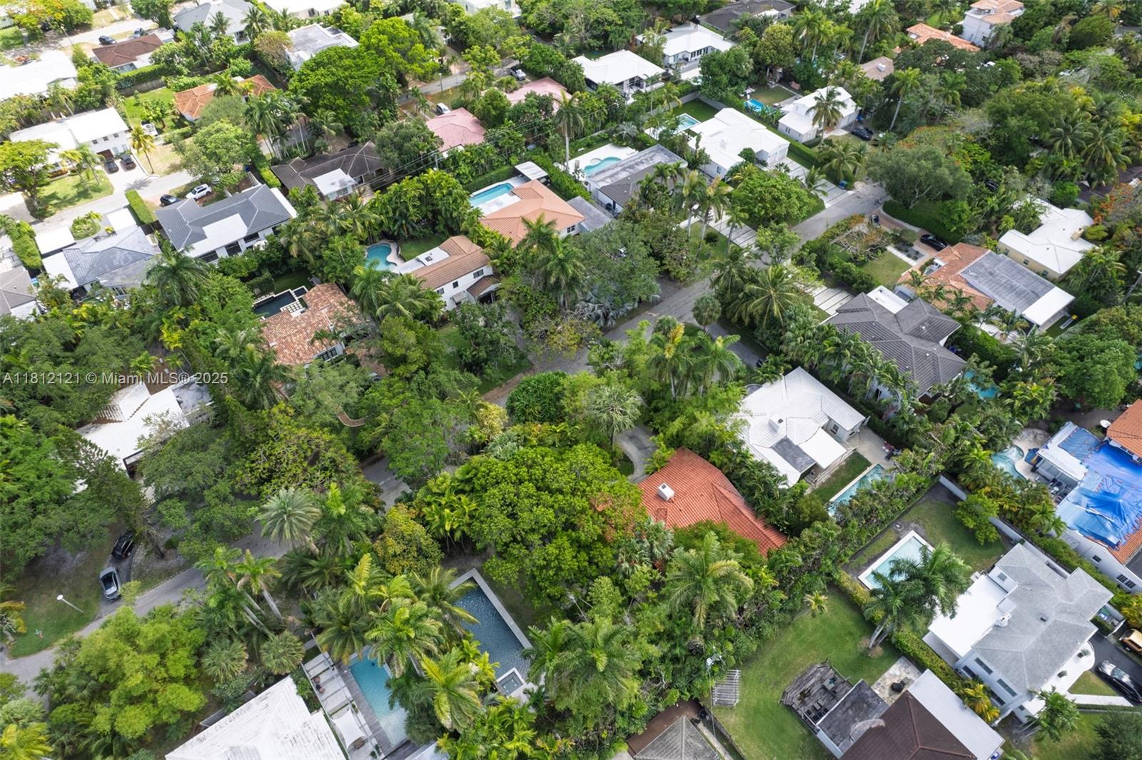 621 NE 55th St Miami, FL 33137