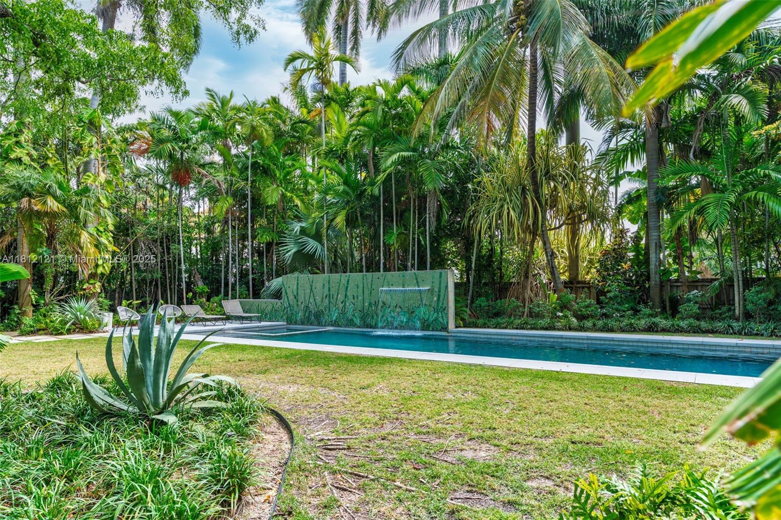 621 NE 55th St Miami, FL 33137