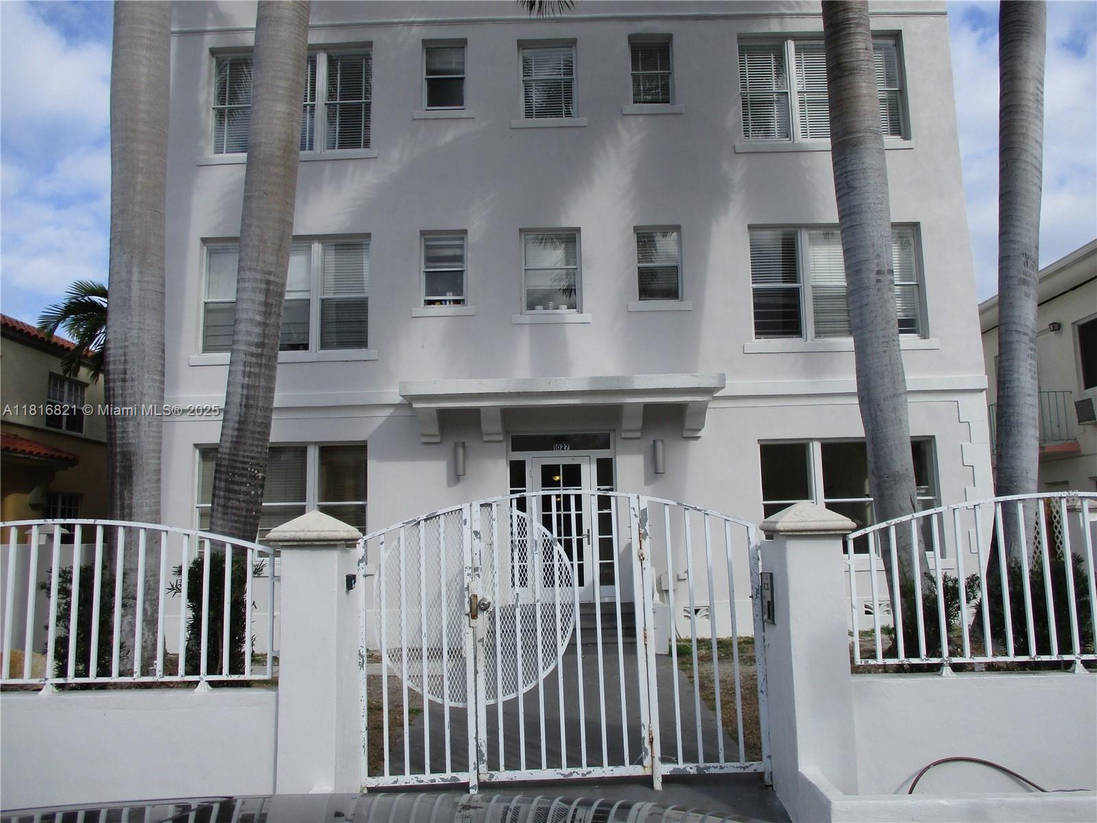 1027 Pennsylvania Ave #105