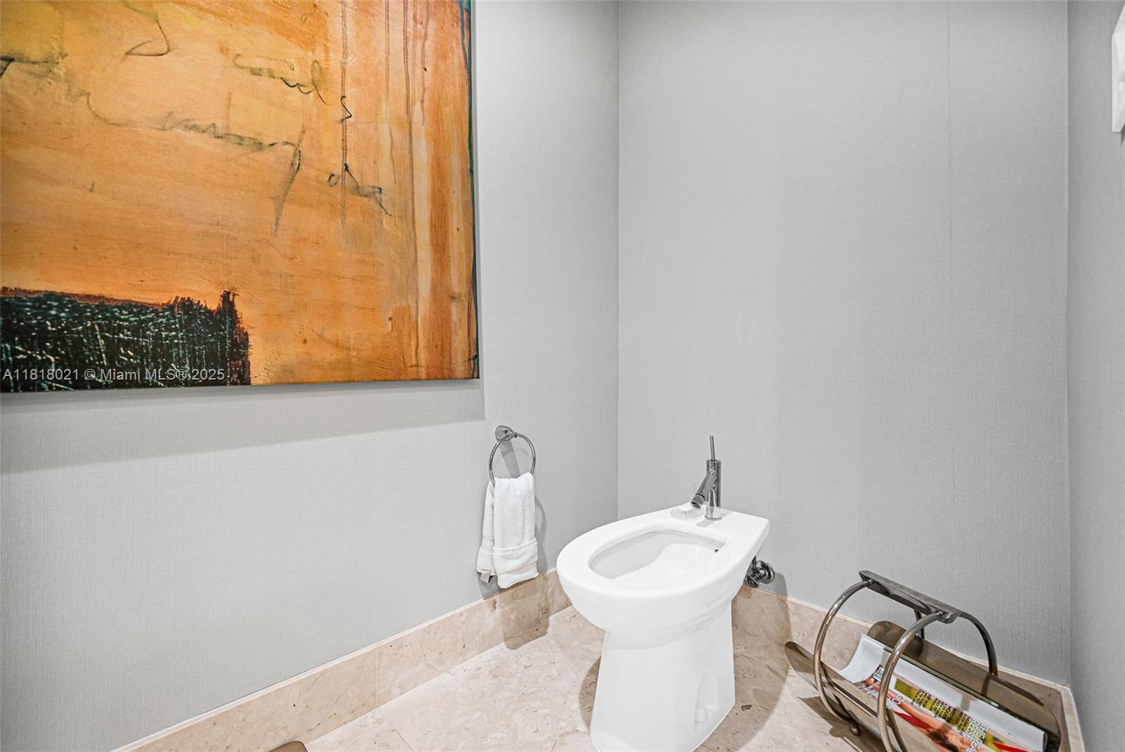 2711 S Ocean Dr #3003 Hollywood, FL 33019