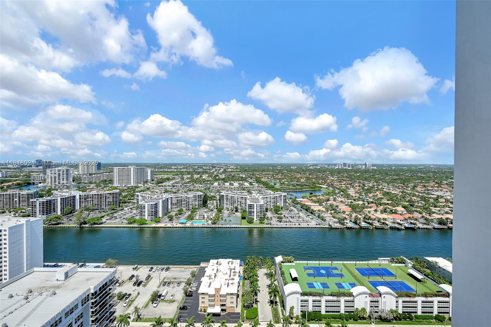 2711 S Ocean Dr #3003 Hollywood, FL 33019