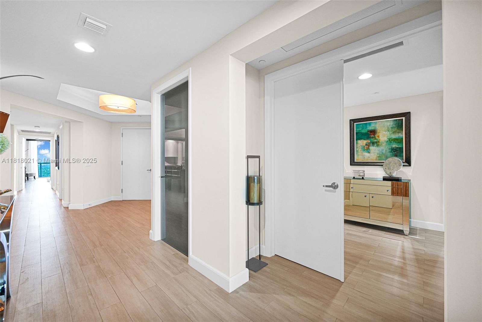 2711 S Ocean Dr #3003 Hollywood, FL 33019