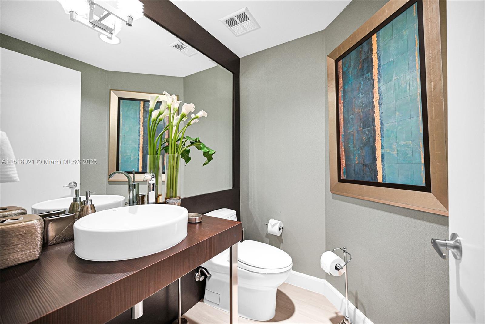 2711 S Ocean Dr #3003 Hollywood, FL 33019