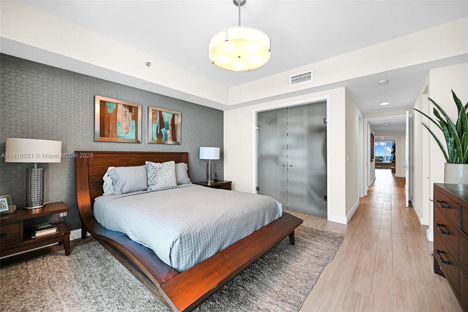 2711 S Ocean Dr #3003 Hollywood, FL 33019