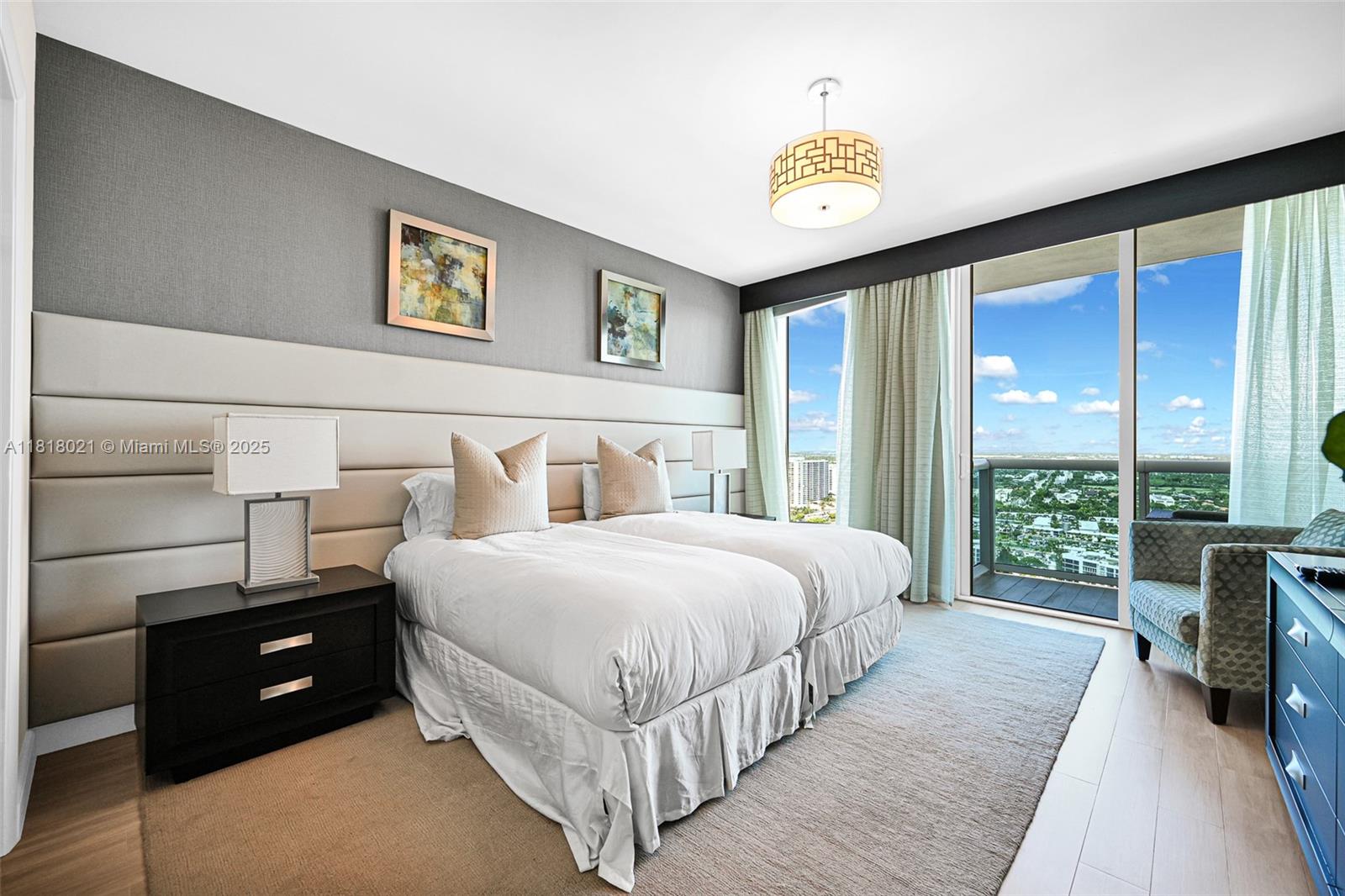 2711 S Ocean Dr #3003 Hollywood, FL 33019