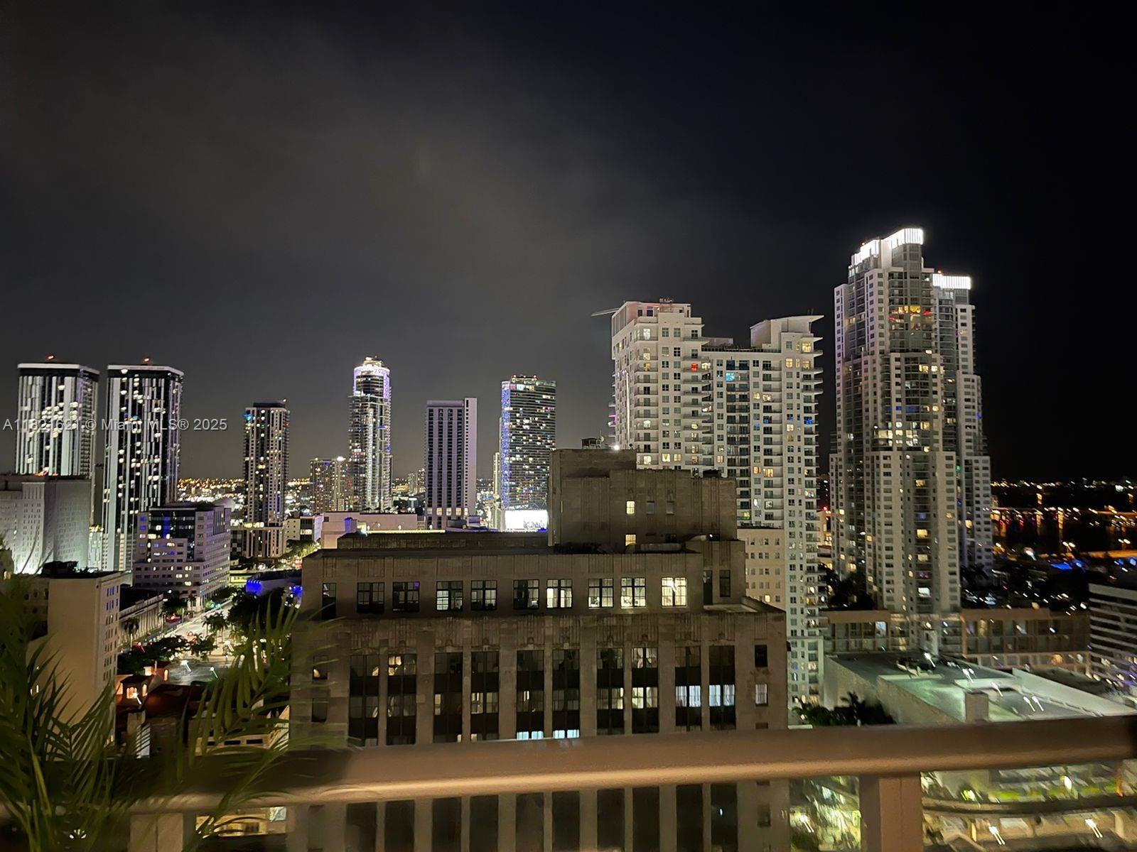 image Centro Condominium2