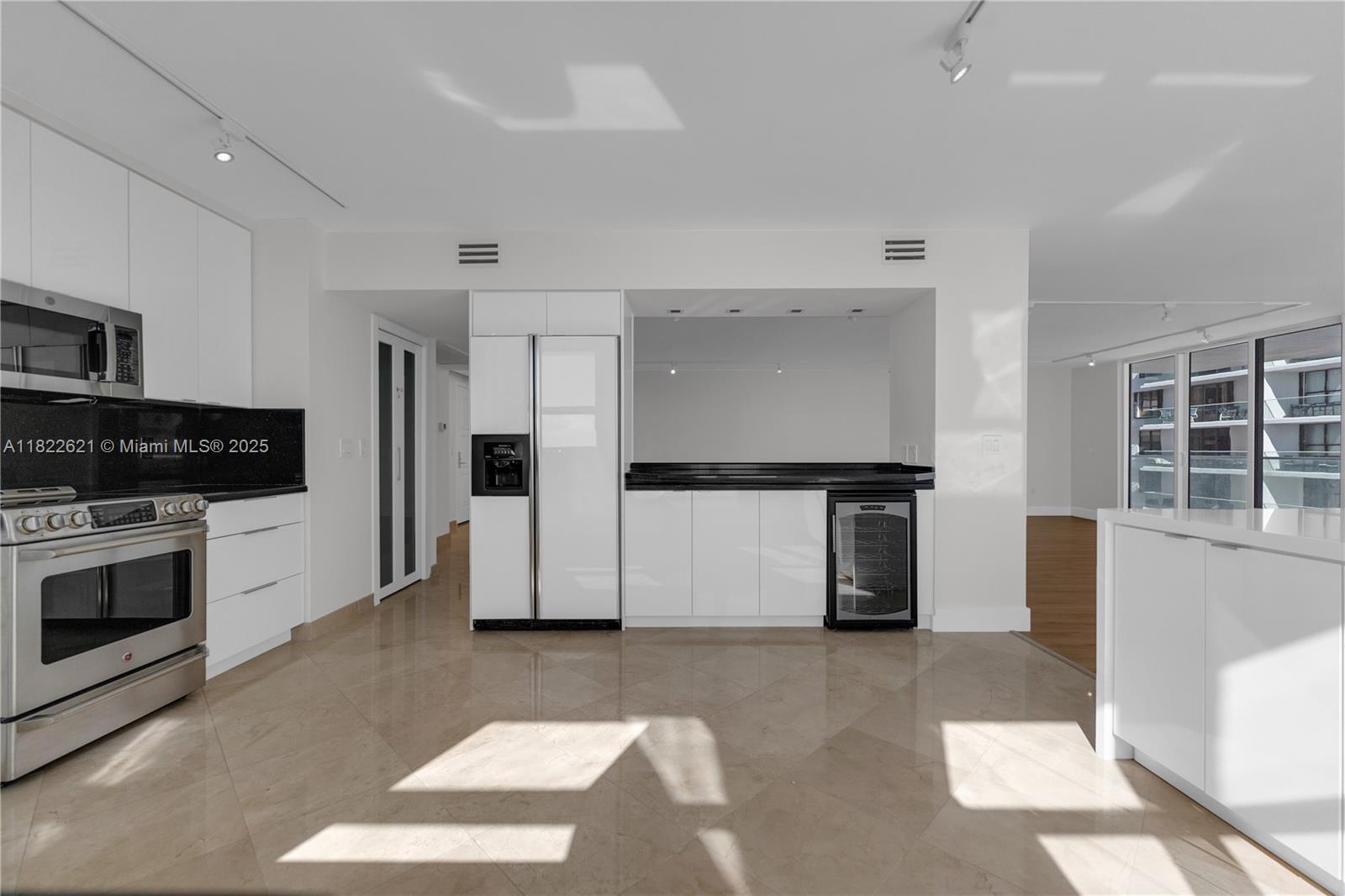 image Balmoral Condo14