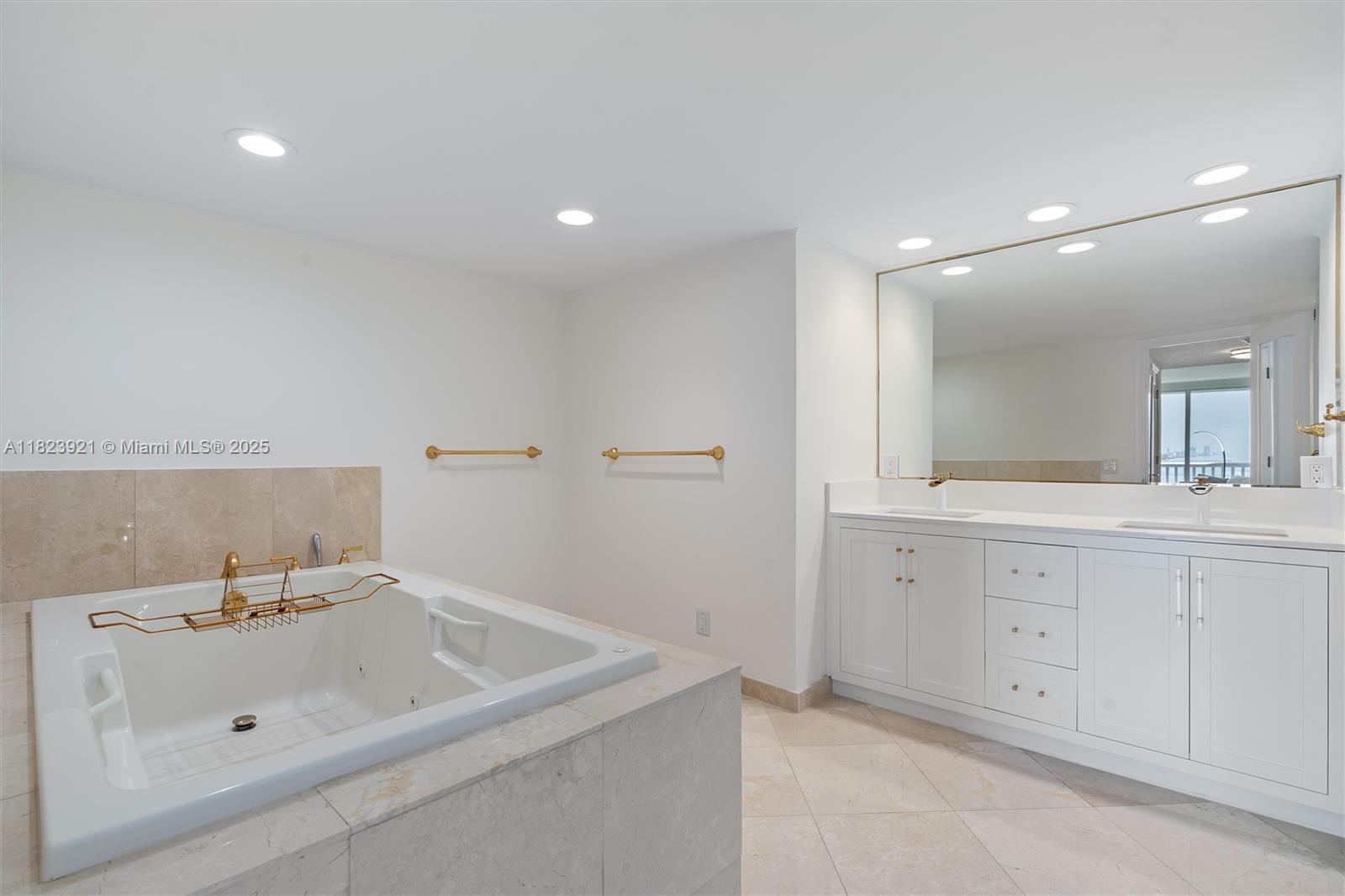 2200 S Ocean Ln #1608 Fort Lauderdale, FL 33316