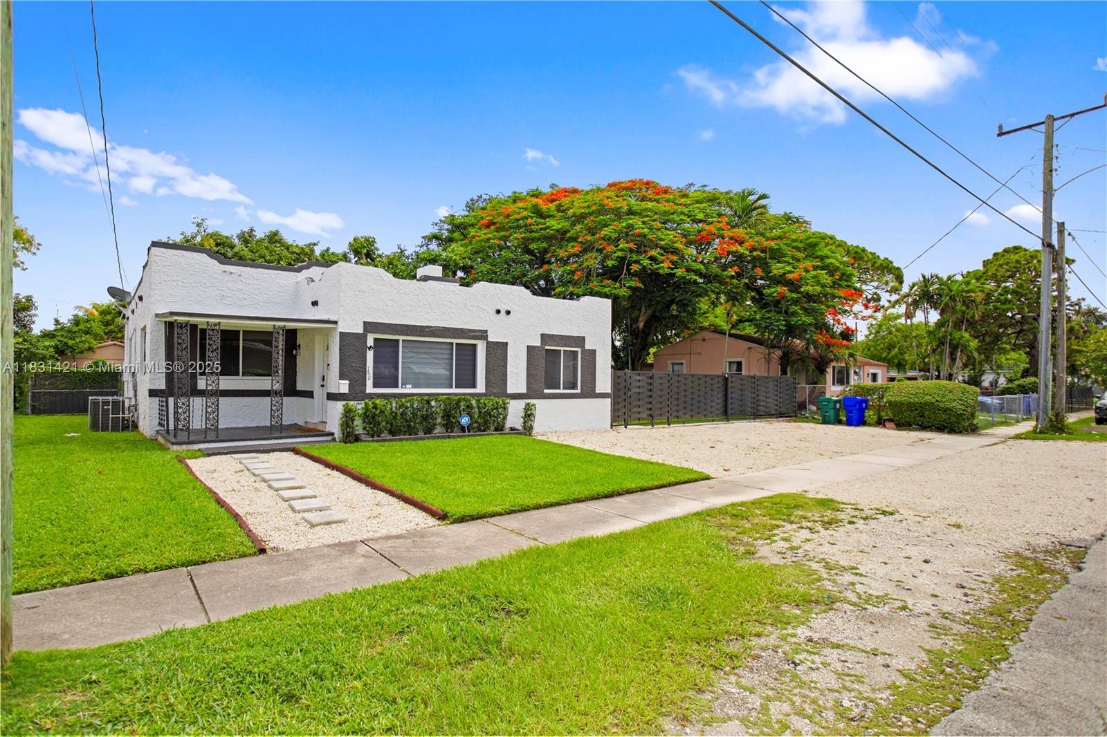 780 NW 42nd St