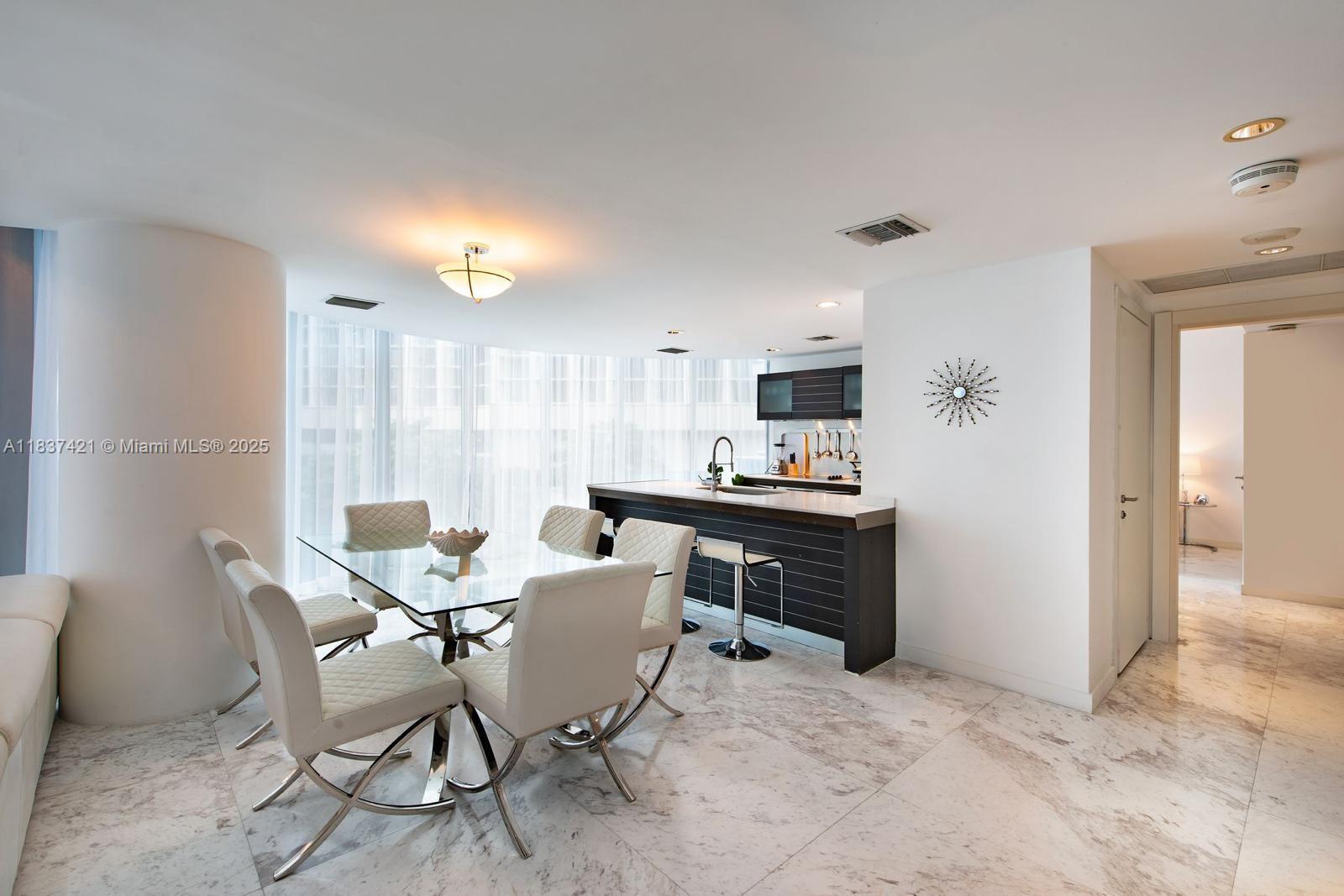 image Epic West Condo12