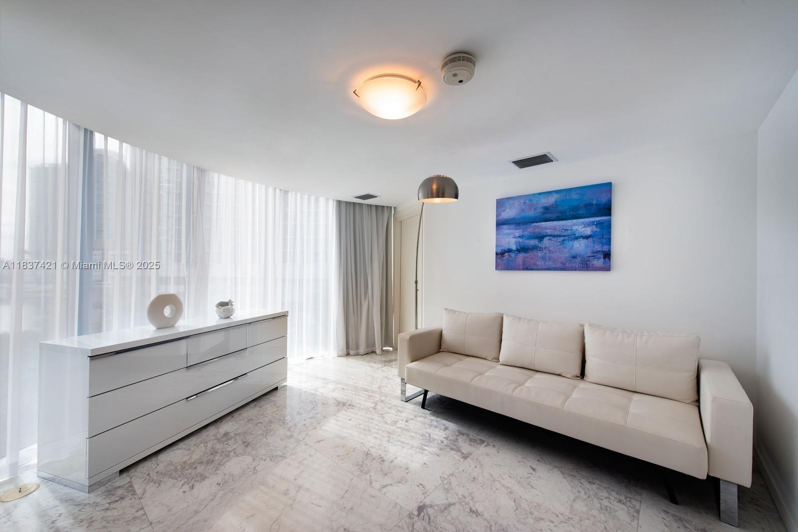 image Epic West Condo13