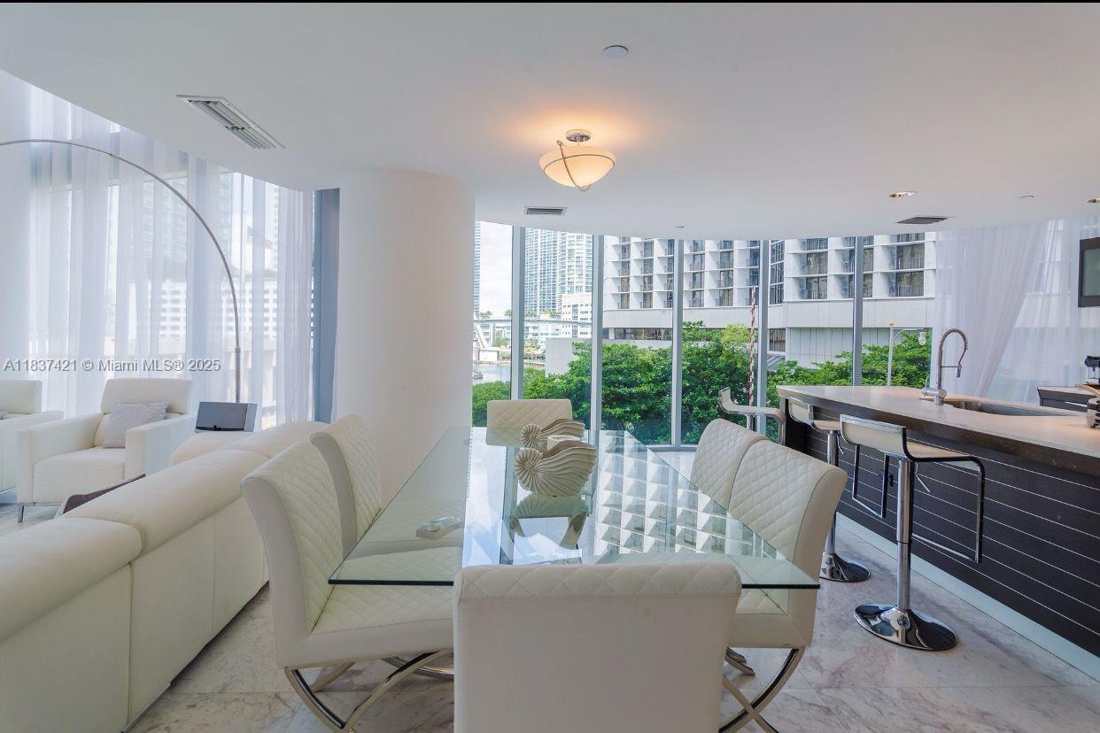 image Epic West Condo7
