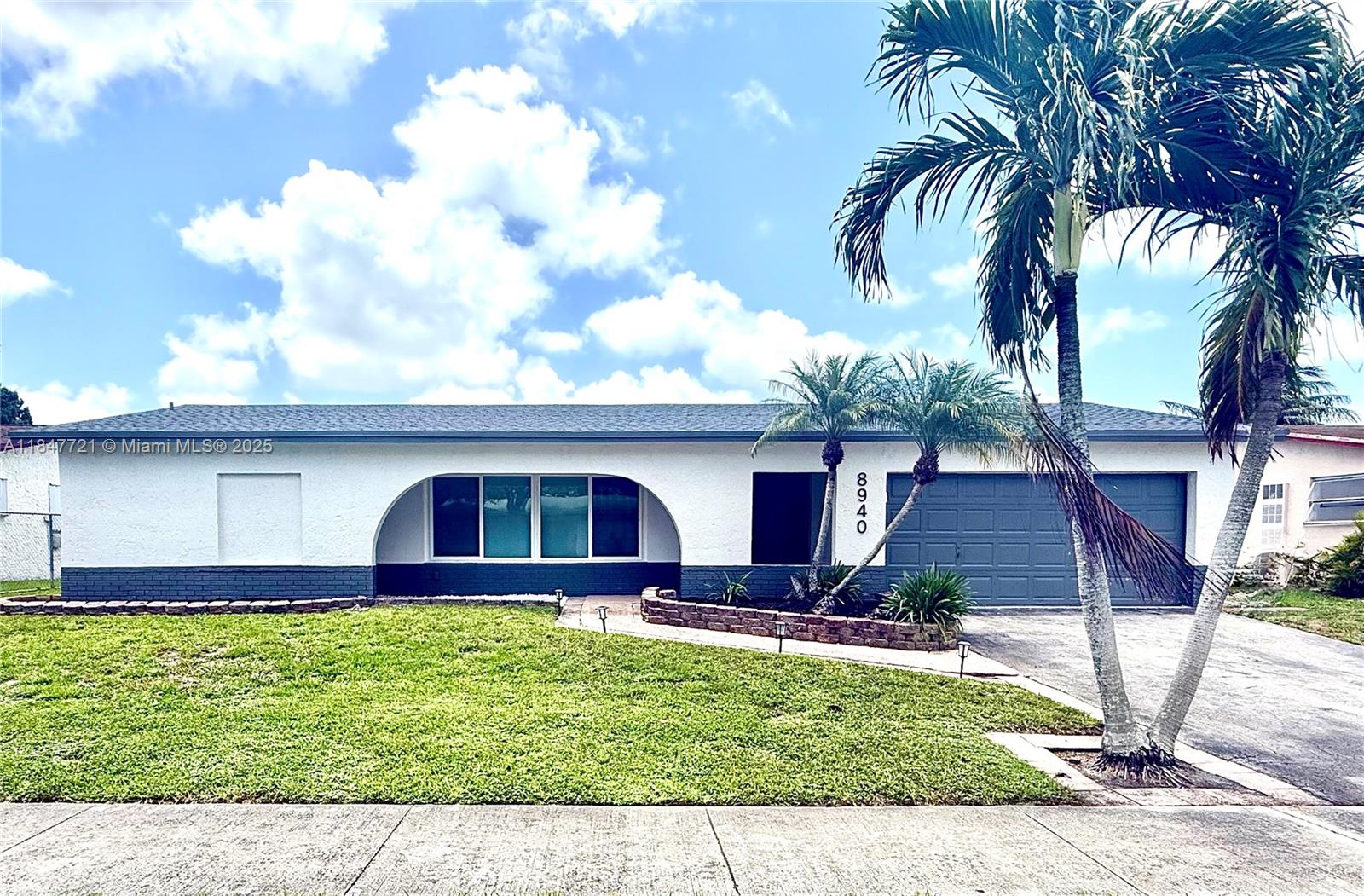 8940 NW 7th Ct