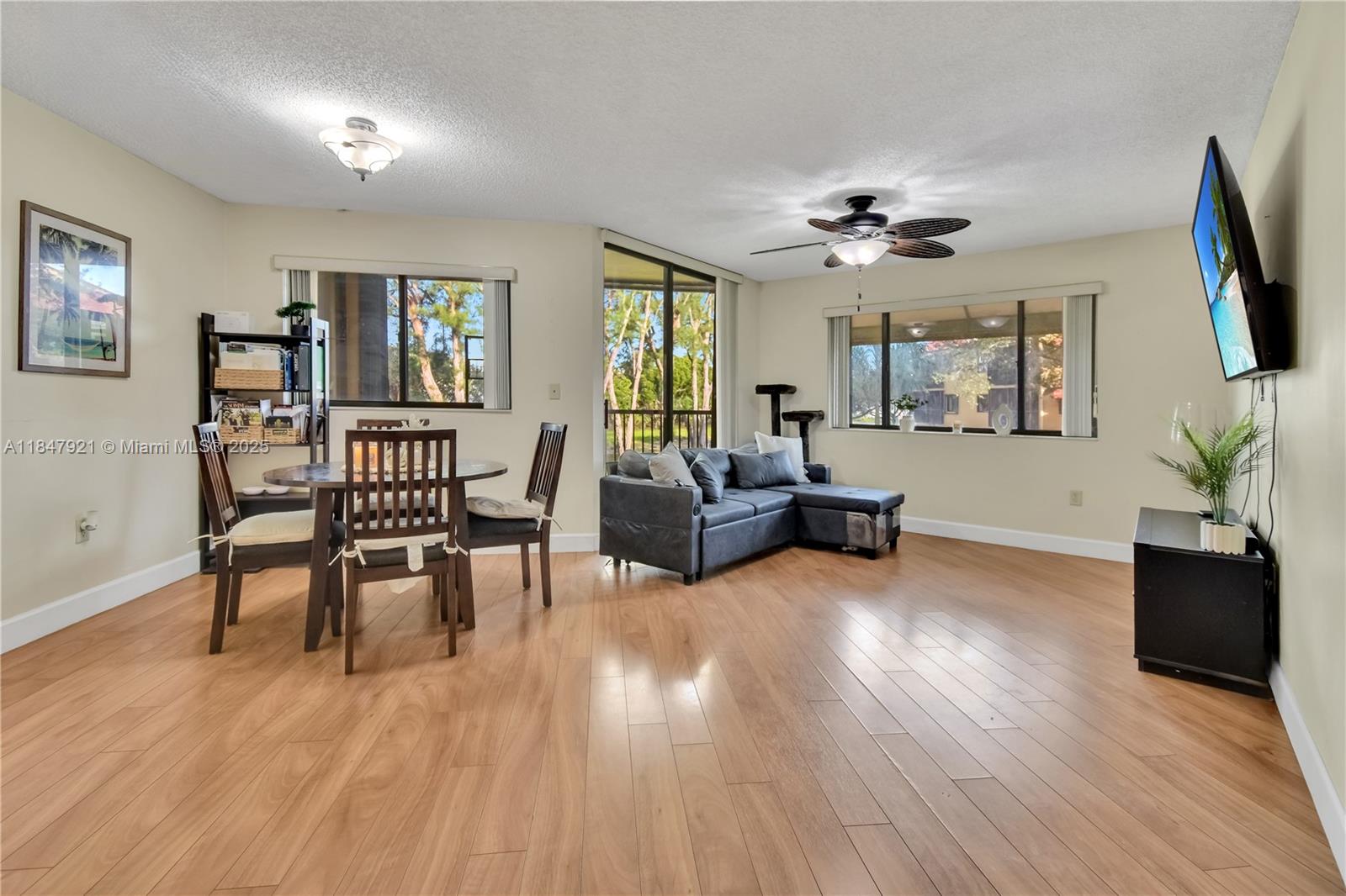 15499 N Miami Lakeway N #206