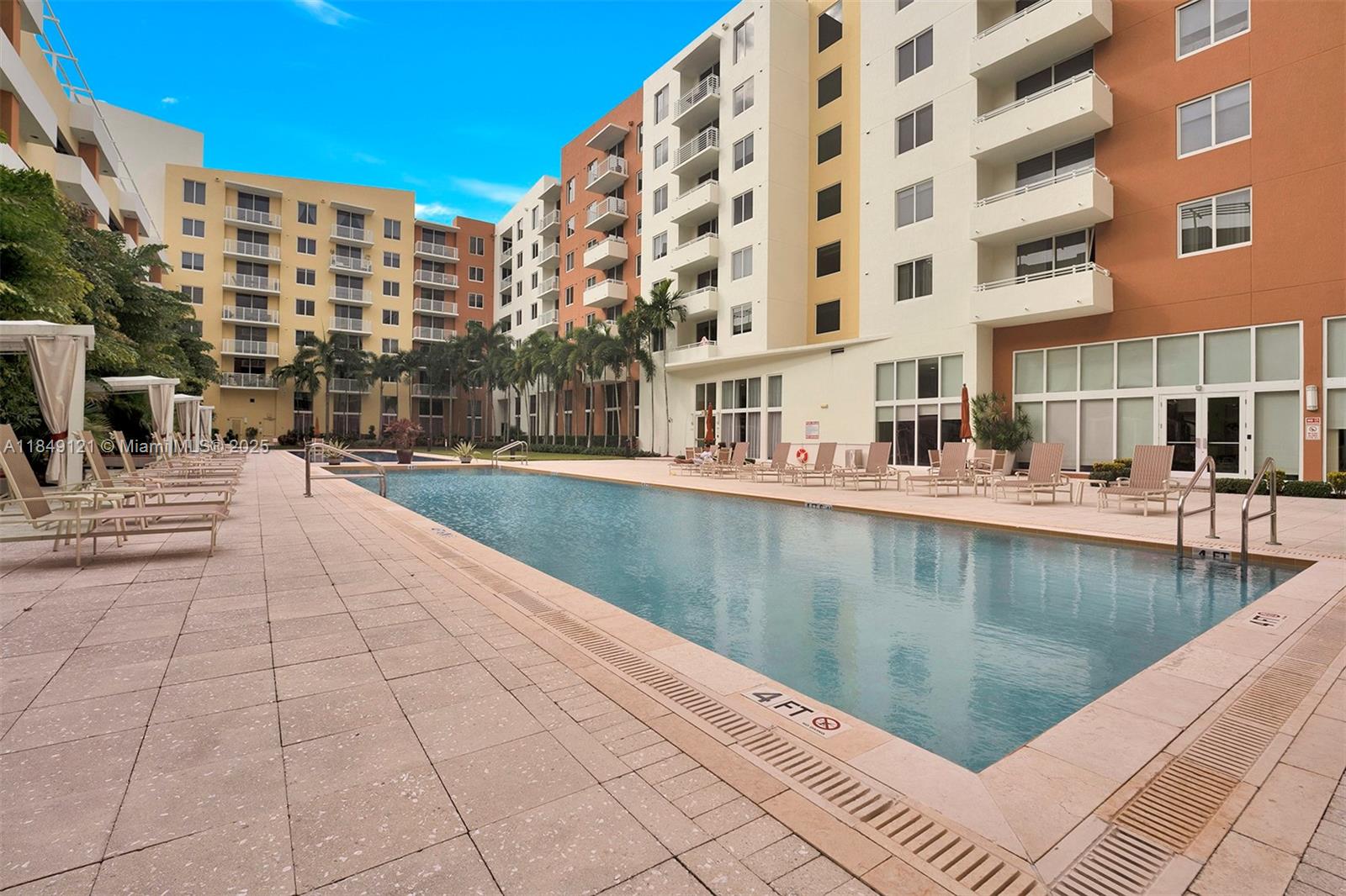image West Condo41