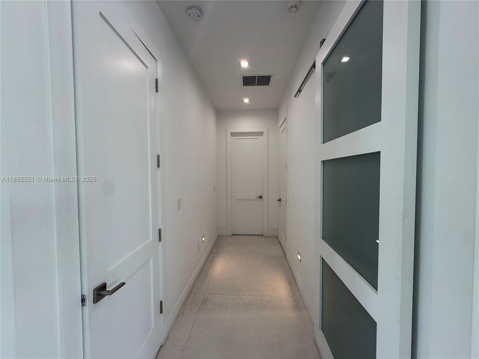 9600 SW 66th St Miami, FL 33173