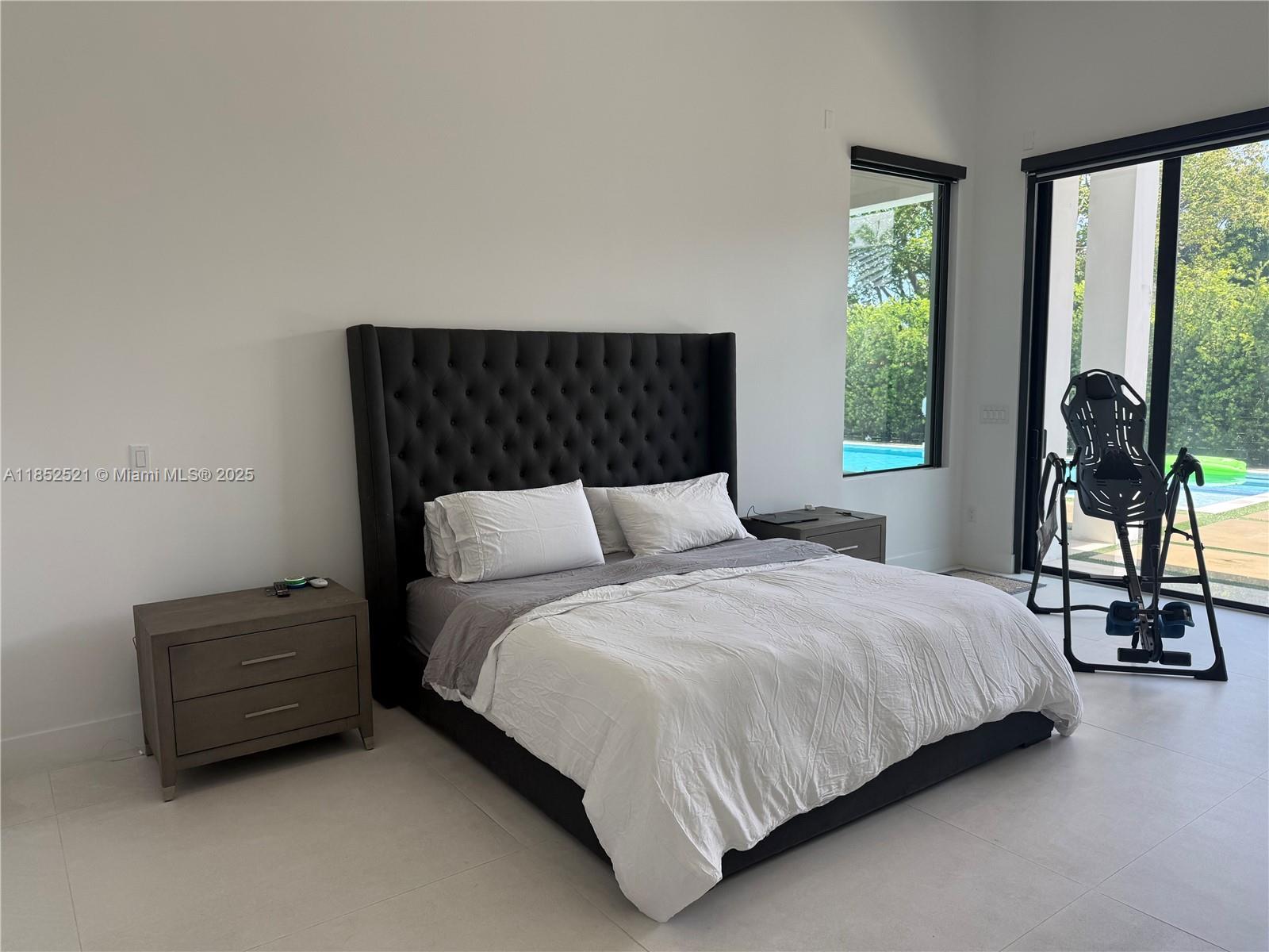 9600 SW 66th St Miami, FL 33173