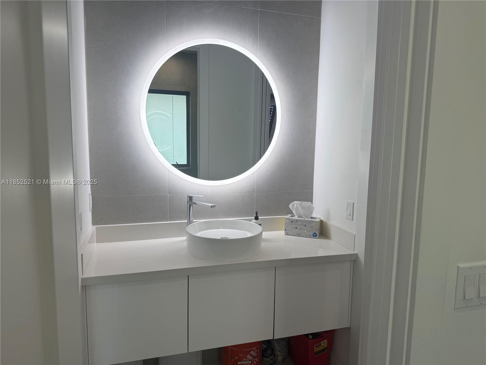 9600 SW 66th St Miami, FL 33173