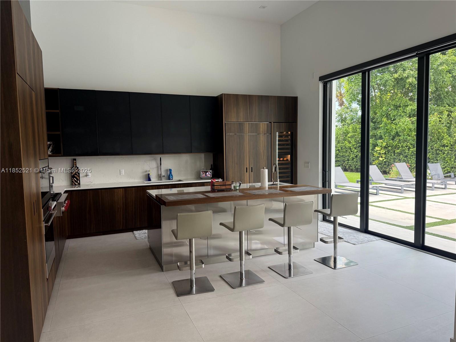 9600 SW 66th St Miami, FL 33173