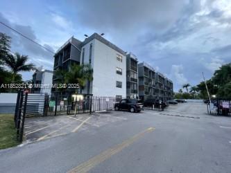 13500 NE 3rd Ct #309