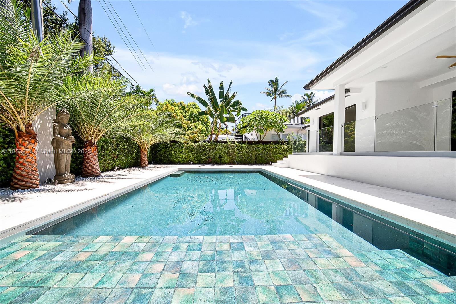 899 NE 71st St Miami, FL 33138