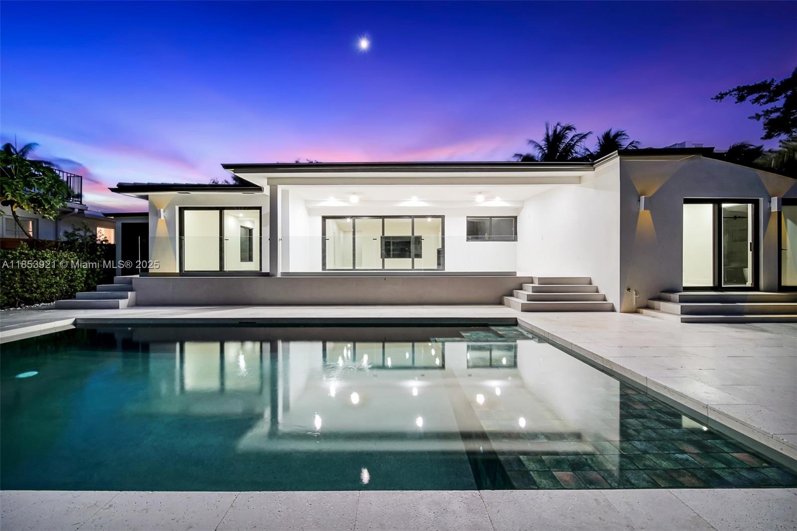 899 NE 71st St Miami, FL 33138