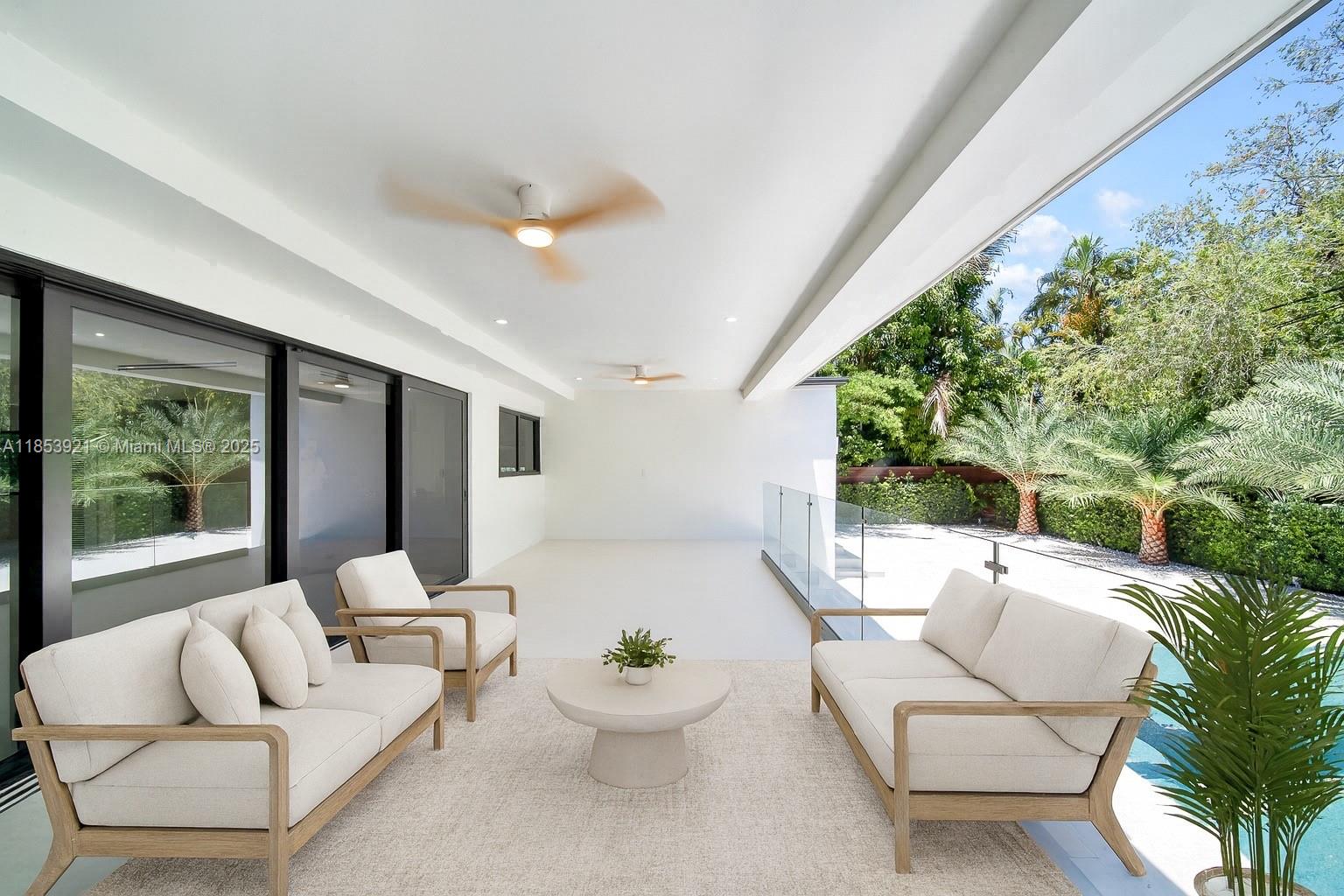 899 NE 71st St Miami, FL 33138