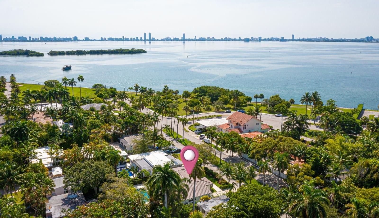 899 NE 71st St Miami, FL 33138