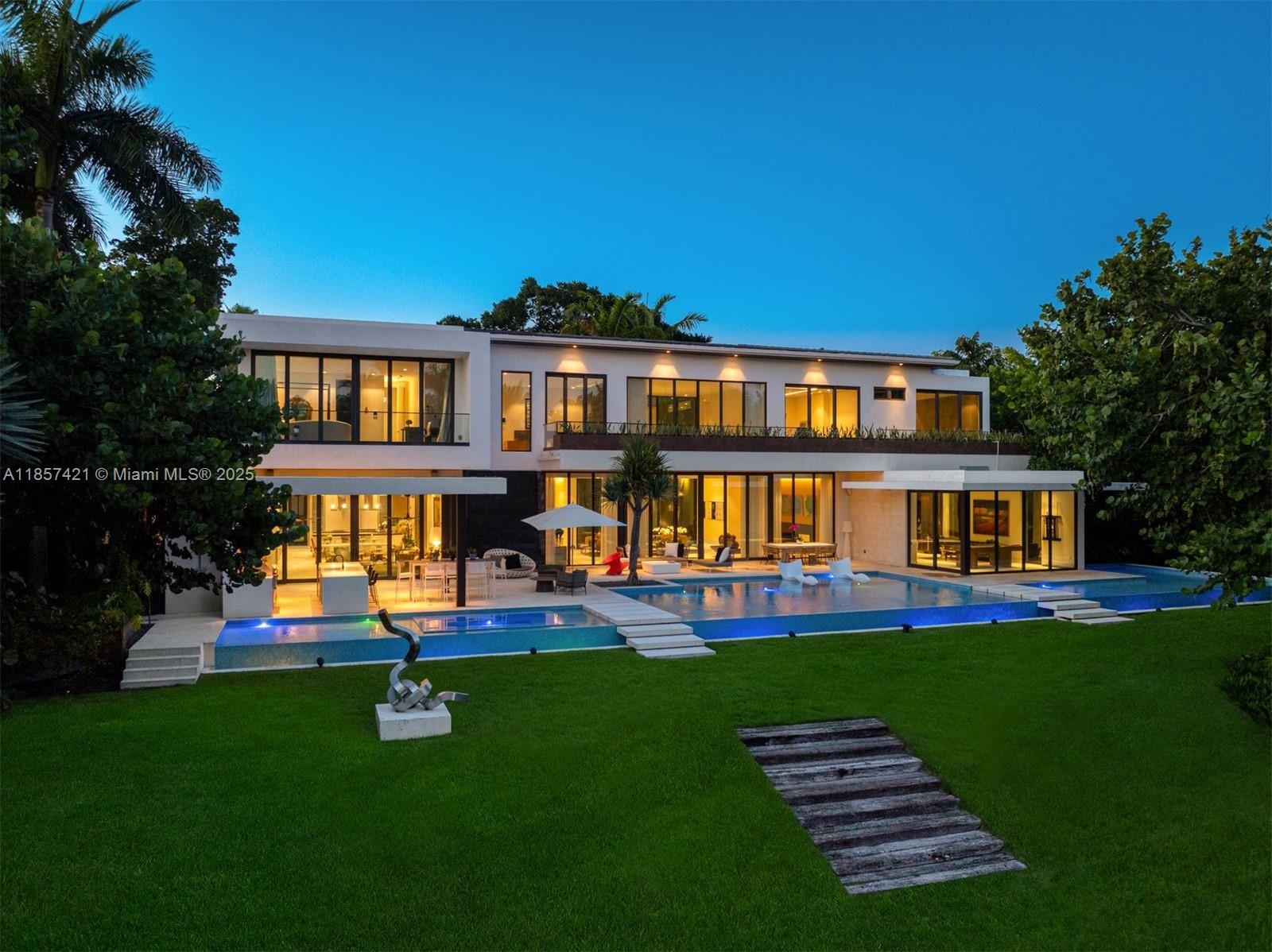 540 Leucadendra Dr Coral Gables, FL 33156 540 Leucadendra Dr Coral Gables, FL 33156