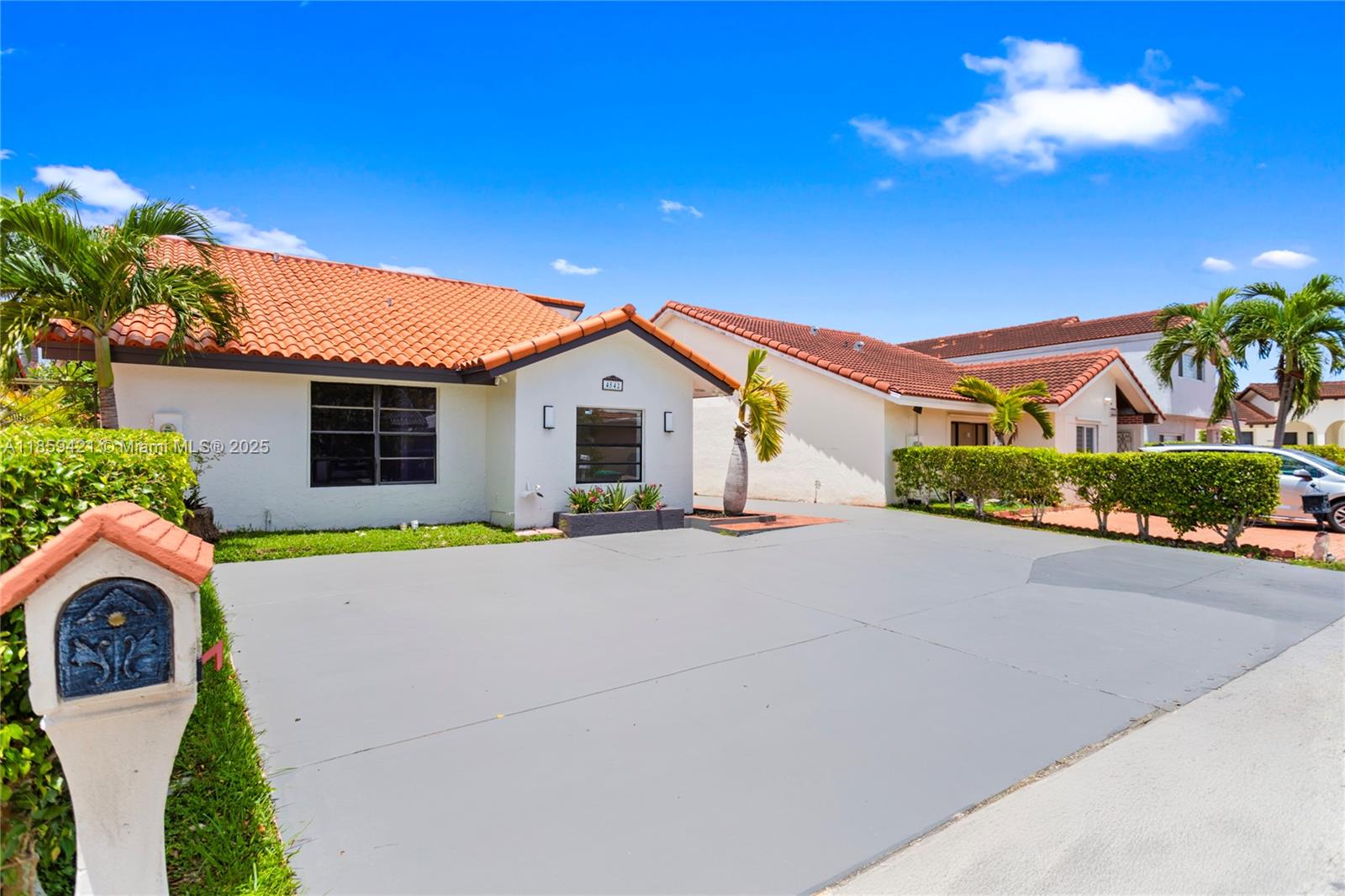 4542 SW 144th Ct