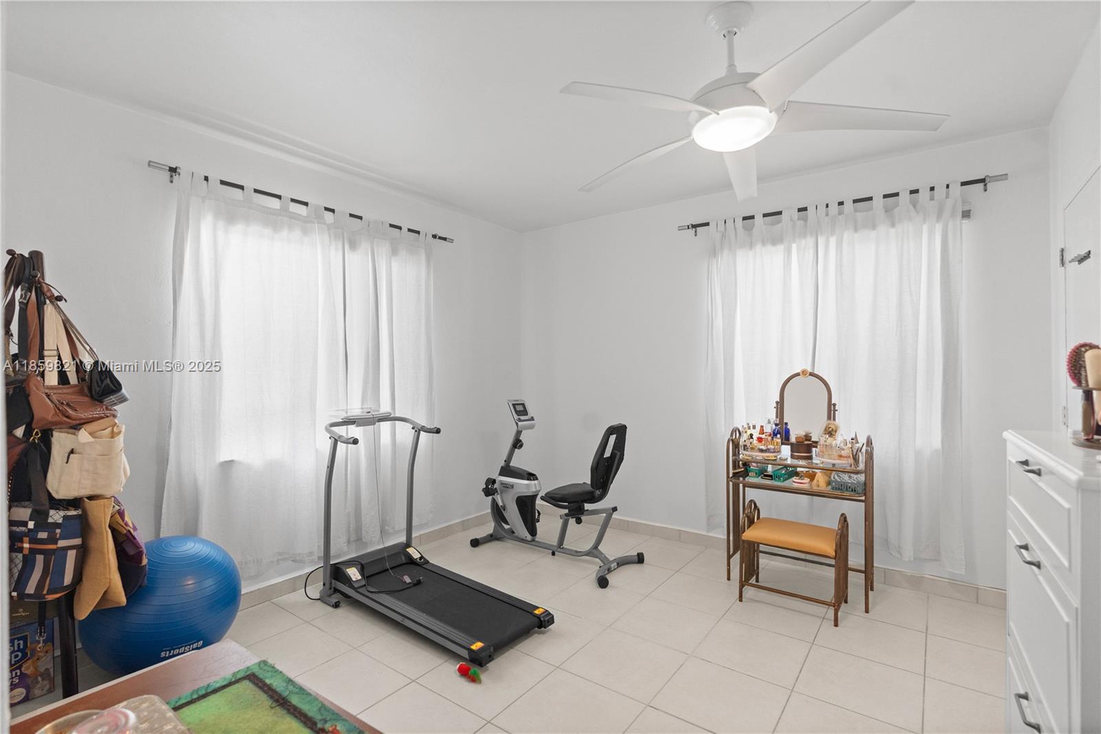 7528 Hispanola Ave North Bay Village, FL 33141