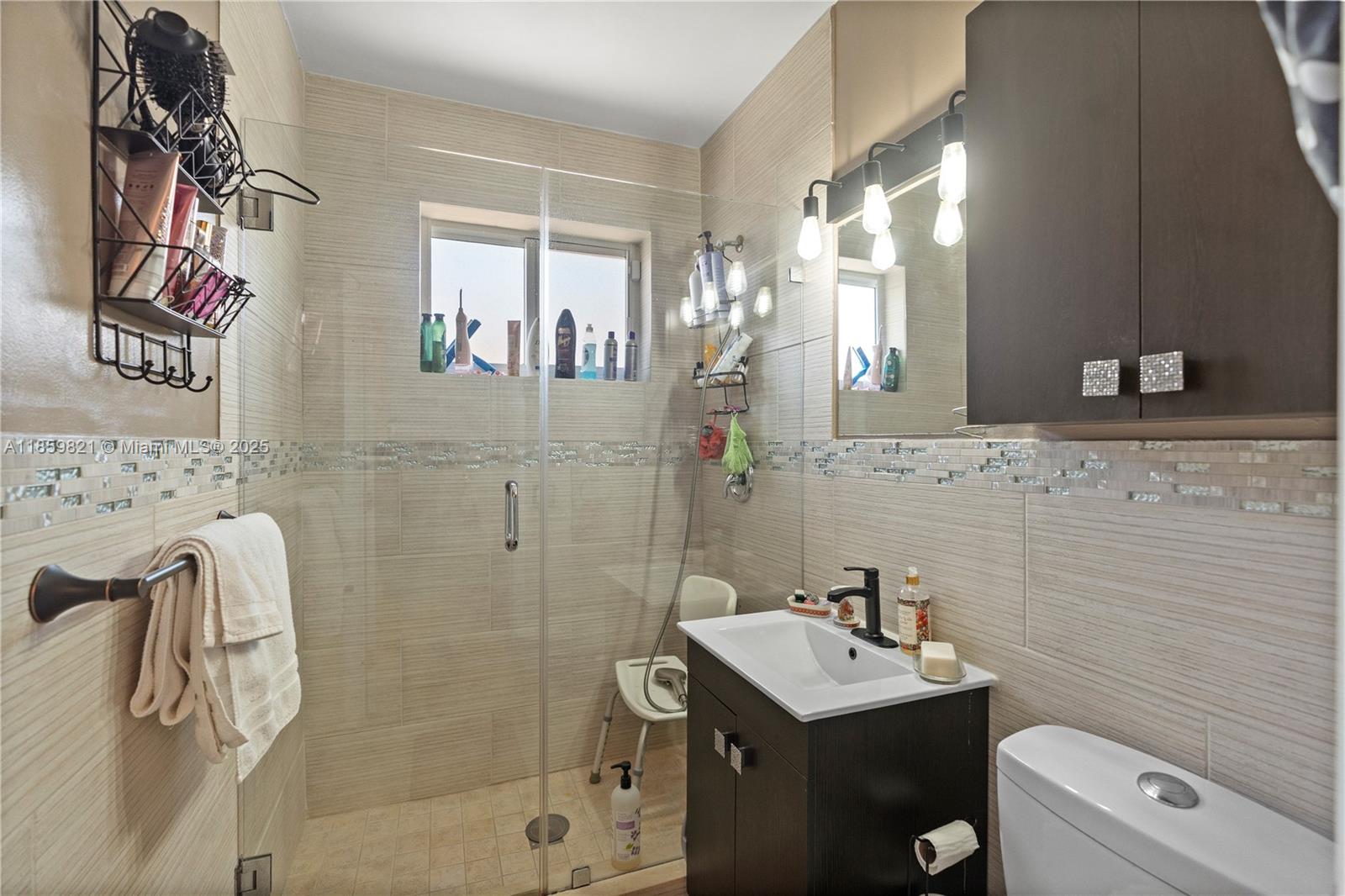 7528 Hispanola Ave North Bay Village, FL 33141