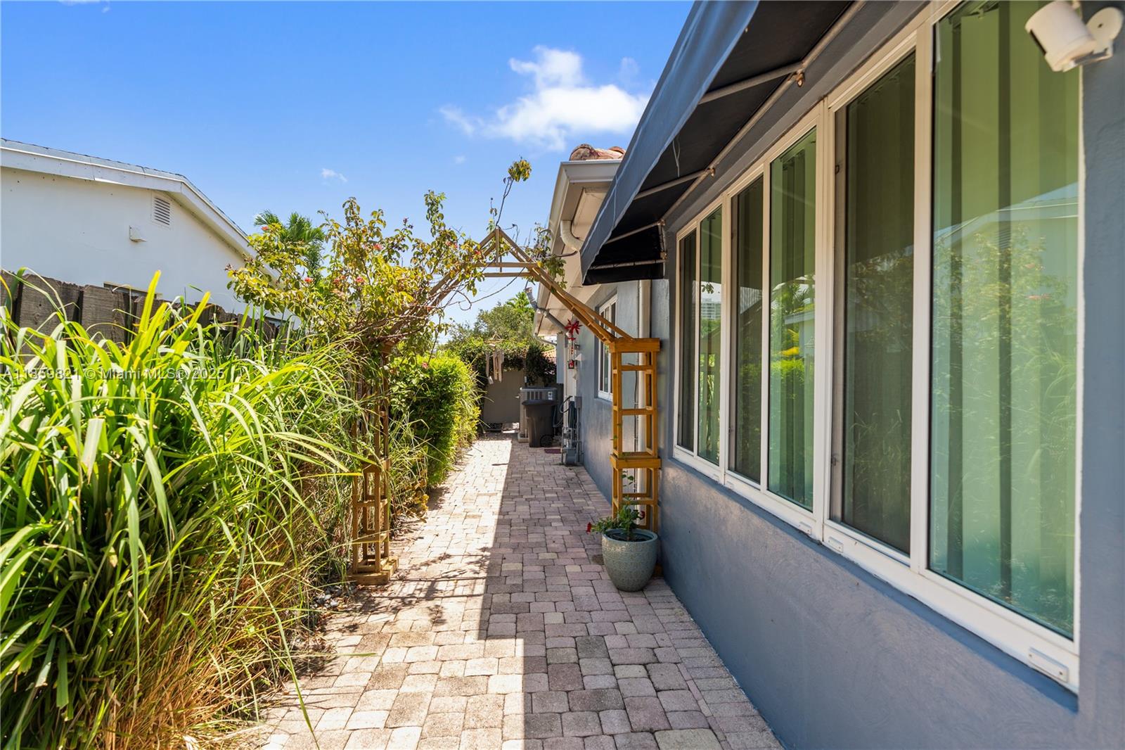 7528 Hispanola Ave North Bay Village, FL 33141